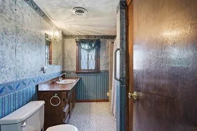 21 Webster St, Dartmouth, MA 02748 - Photo 26