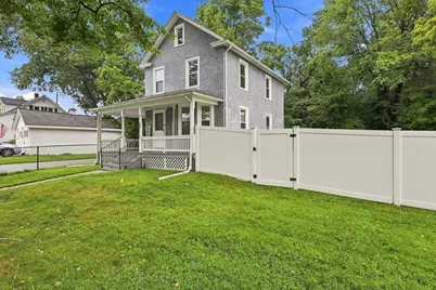 15 Oxford Pl, West Springfield, MA 01089 - Photo 2