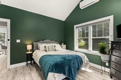 252 Scadding St, Taunton, MA 02780 - Photo 24