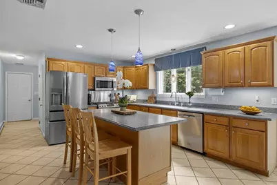 37 Herring Brook Ln, Pembroke, MA 02359 - Photo 8