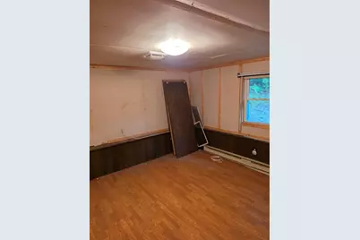 274 Amherst Street, Granby, MA 01033 - Photo 8