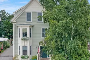 26 Village St, Marblehead, MA 01945 - Photo 1