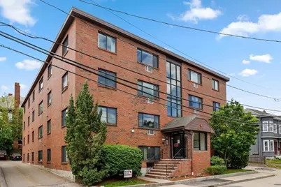 41 Walnut St #21, Waltham, MA 02453 - Photo 1