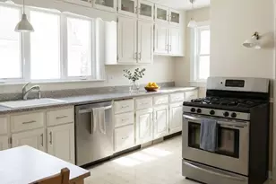 97 W Quincy St, Somerville, MA 02144 - Photo 2