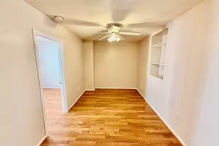 2 Baldwin Pl, Boston, MA 02113 - Photo 8