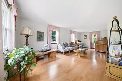 9 Sparhawk Dr., Burlington, MA 01803 - Photo 8