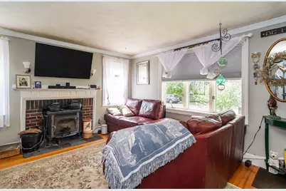 12 New Hampshire Ave, Natick, MA 01760 - Photo 2