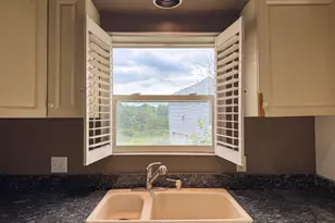 116 Leedham St, Attleboro, MA 02703 - Photo 6
