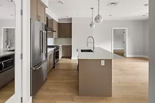 1650 Commonwealth Ave, Boston, MA 02135 - Photo 10