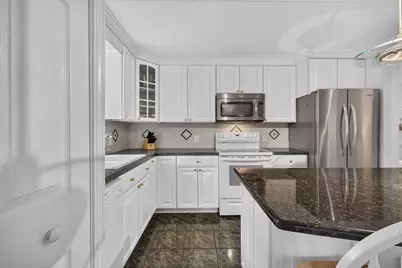 146 Marble St #402, Stoneham, MA 02180 - Photo 10