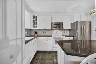 146 Marble St, Stoneham, MA 02180 - Photo 10