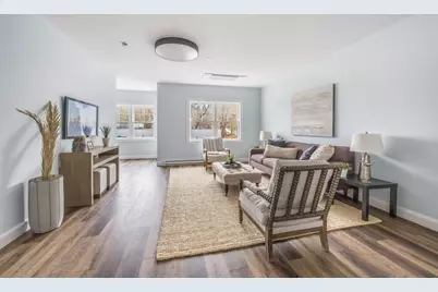 451 Essex St #4, Beverly, MA 01915 - Photo 4