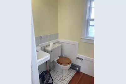 81 Munroe St #Front, Somerville, MA 02143 - Photo 12