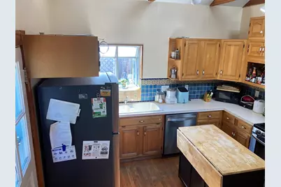 81 Munroe St #Front, Somerville, MA 02143 - Photo 10