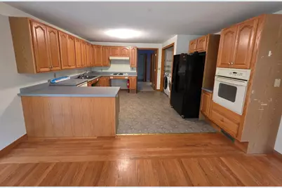 947 Main St, Wilbraham, MA 01095 - Photo 20