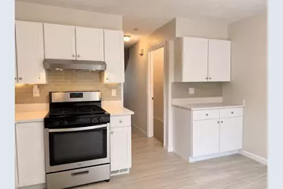 5269 Washington St #B, Boston, MA 02132 - Photo 6