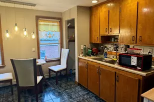 281 Court St, Plymouth, MA 02360 - Photo 4