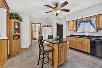 19 Wilson Rd, Stoneham, MA 02180 - Photo 8