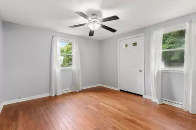 11 Munroe Dr, Plainville, MA 02762 - Photo 10