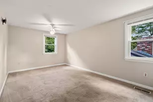 11 Munroe Dr, Plainville, MA 02762 - Photo 20