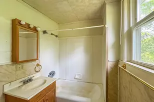 2496 Pleasant St, Dighton, MA 02715 - Photo 16