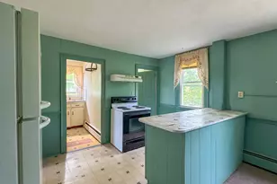 2496 Pleasant St, Dighton, MA 02715 - Photo 10