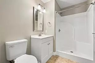10 Crowninshield St, Peabody, MA 01960 - Photo 16
