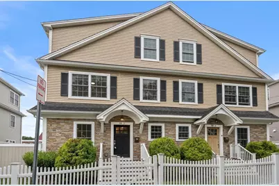 10 Gale St #1, Waltham, MA 02453 - Photo 2