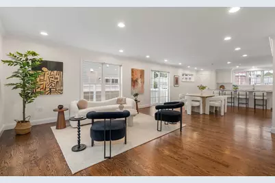 10 Gale St #1, Waltham, MA 02453 - Photo 8