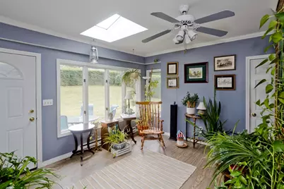 41 Marlborough St, Chicopee, MA 01020 - Photo 10