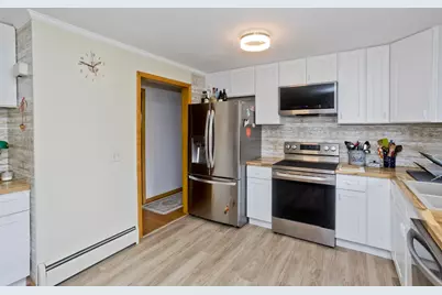 41 Marlborough St, Chicopee, MA 01020 - Photo 8