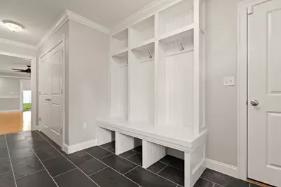 29 Wadsworth Ave #2, Waltham, MA 02453 - Photo 26