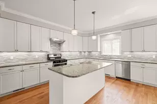 29 Wadsworth Ave, Waltham, MA 02453 - Photo 4