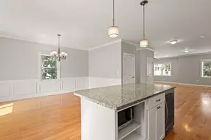 29 Wadsworth Ave, Waltham, MA 02453 - Photo 8