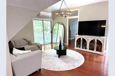 40 Chestnut St #3, Andover, MA 01810 - Photo 2