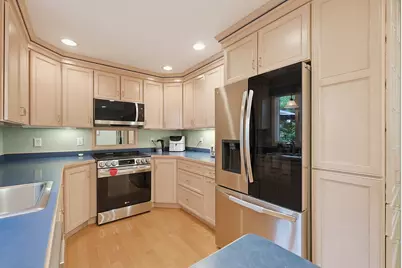 11 Weatherstone Dr #11, Worcester, MA 01604 - Photo 6