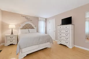 11 Weatherstone Dr, Worcester, MA 01604 - Photo 10