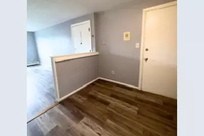 345 Hildreth St #21, Lowell, MA 01850 - Photo 2