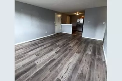 345 Hildreth St #21, Lowell, MA 01850 - Photo 6