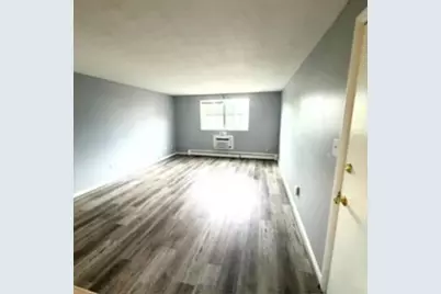 345 Hildreth St #21, Lowell, MA 01850 - Photo 8