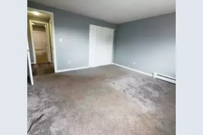 345 Hildreth St #21, Lowell, MA 01850 - Photo 10