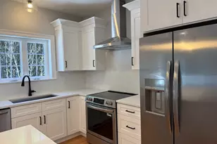 81 Park Dr, Acushnet, MA 02743 - Photo 12