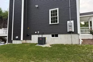 81 Park Dr, Acushnet, MA 02743 - Photo 8