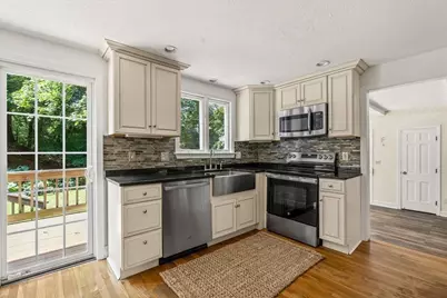 249 Prospect St, Hingham, MA 02043 - Photo 4