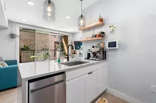 277 Border St, Boston, MA 02128 - Photo 6