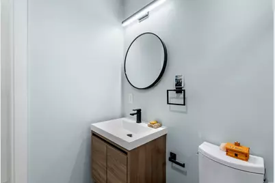 277 Border St #303, Boston, MA 02128 - Photo 12