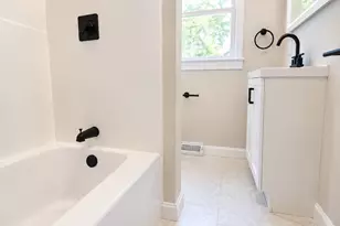 117 Lexington Ave, Lowell, MA 01854 - Photo 12
