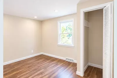 117 Lexington Ave, Lowell, MA 01854 - Photo 16