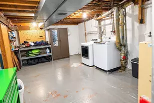 117 Lexington Ave, Lowell, MA 01854 - Photo 32
