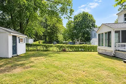 117 Lexington Ave, Lowell, MA 01854 - Photo 28